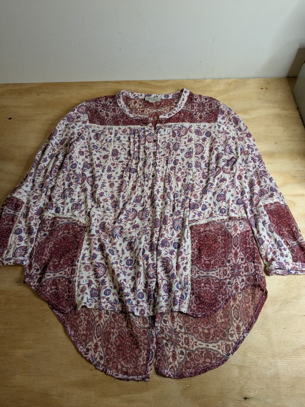 Lucky Brand Peasant Blouse Women’s Medium Ivory Red Blue Floral Hippie Boho